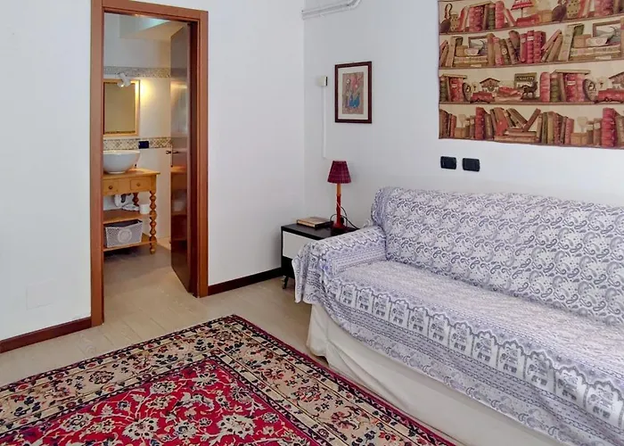 Alpehytte In The Woods House For 8 Persons And Large Garden Nebbiuno