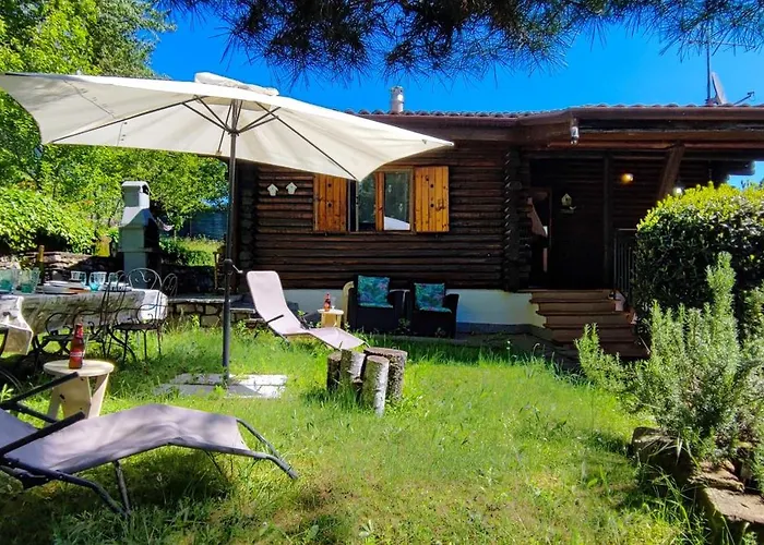 Chalet In The Woods House For 8 Persons And Large Garden *