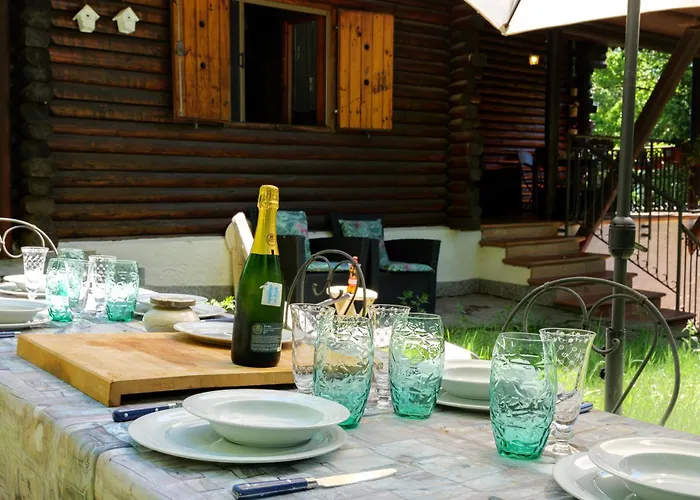 Alpehytte In The Woods House For 8 Persons And Large Garden Nebbiuno